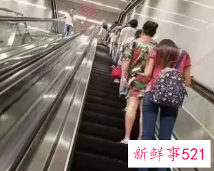 乘扶梯注意几点事项