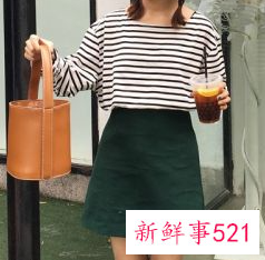 墨绿色的半身裙怎么搭配