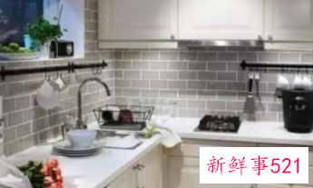小户型厨房如何整洁的收纳餐具