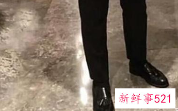 商务皮鞋配什么裤子好看