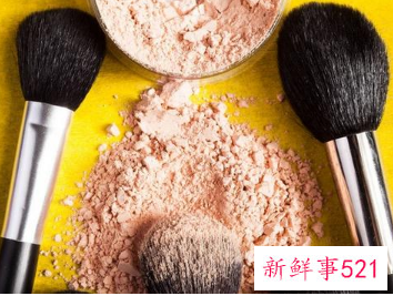 定妆粉跟散粉的区别
