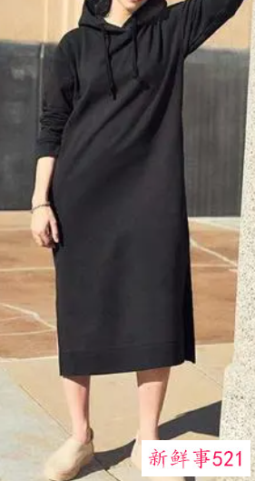 卫衣连衣裙怎么搭配平底鞋