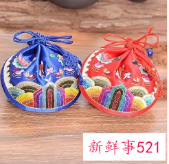 过年给小侄女买什么好