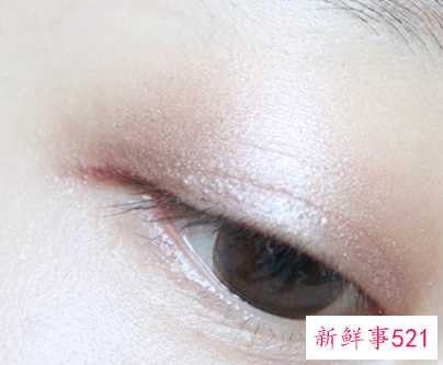 如何画青春少女妆