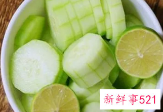 黄瓜和什么做面膜可以美白皮肤