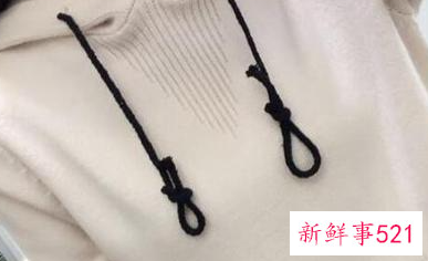 衣服两边绳子系法图解