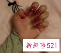 贴片美甲怎么做