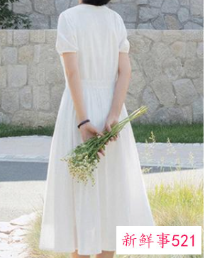 适合40岁女人的服装搭配