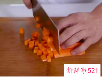 芹菜拌花生米家常做法窍门