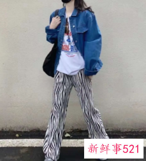 浅色牛仔外套配什么裤子