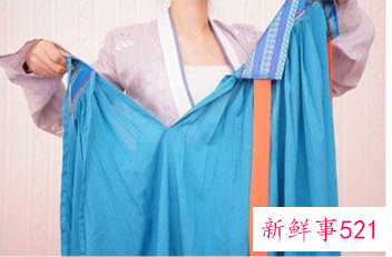 齐胸襦裙怎么穿