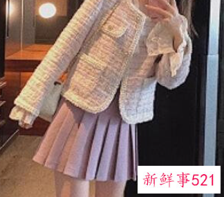 小香风买黑色,还是白色