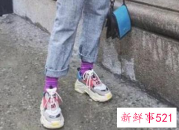 运动鞋怎么穿好看