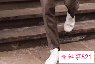 商务皮鞋配什么裤子好看