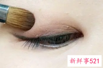 怎么画魅惑电眼