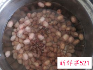 芹菜拌花生米家常做法窍门