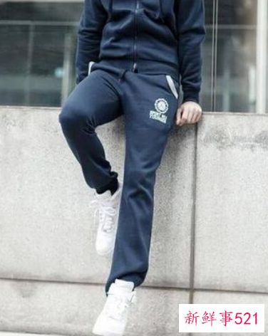 男士宽松裤子配什么鞋子好看