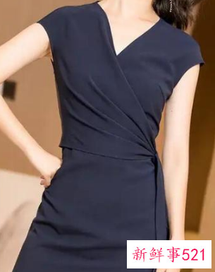 40岁女人怎么穿衣服显年轻