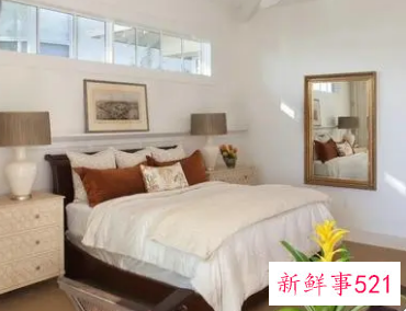 没有窗户卧室装修图片