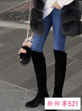 黑色长筒靴搭配指南