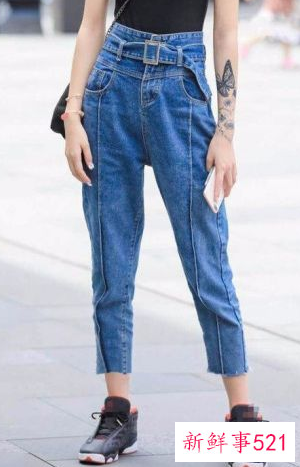 运动鞋穿什么衣服比较搭配