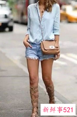 牛仔短裤可以搭配什么鞋