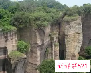 怀孕梦见悬崖峭壁什么意思