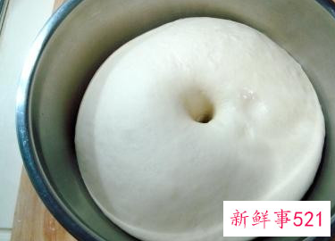 面团发黑了还能吃吗