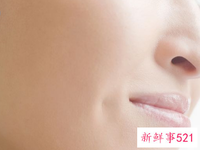 脸上总是出现白色的死皮