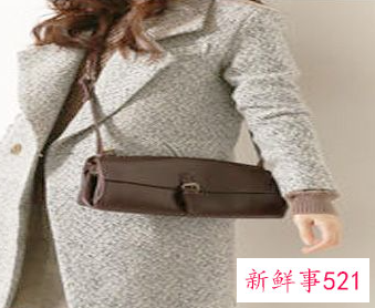 小香风买黑色,还是白色