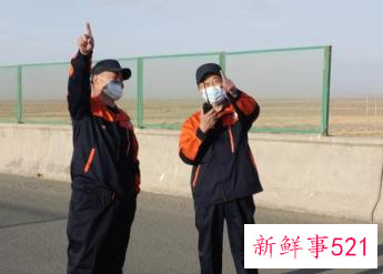 额济纳旗东风着陆场开展神舟十三号搜救演练