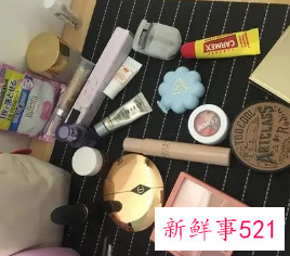 化妆出门要带什么