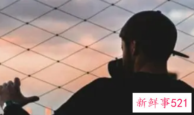 回老家的心情说说句子男生