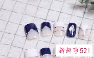 贴片美甲怎么做