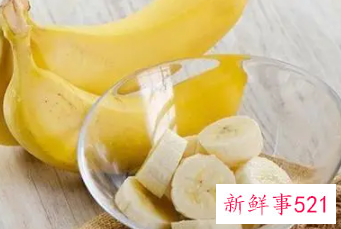 喉咙痛可不可以吃香蕉
