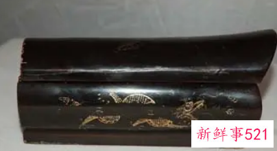 中年女人梦见黑色棺材