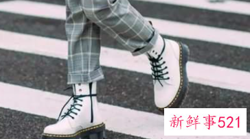 流行什么样的女马丁靴