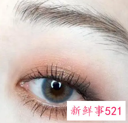 眼睫毛怎么夹才会翘而且不用上眼睫毛膏