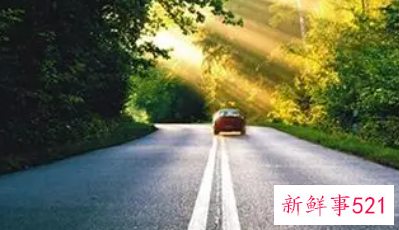 回老家的心情说说句子男生