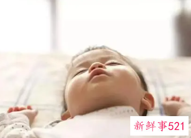 宝宝如何正确吃奶方法