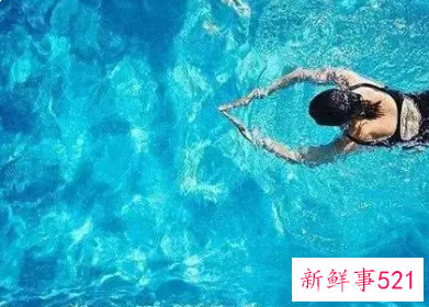 梦见家人游泳是什么意思