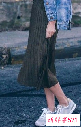 运动鞋穿什么衣服比较搭配