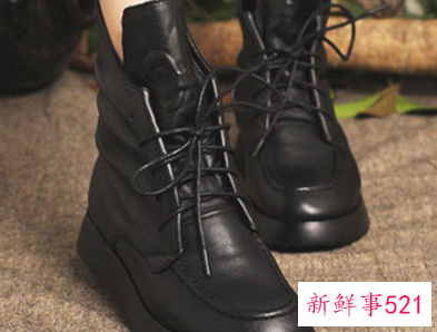 靴子属于皮鞋吗