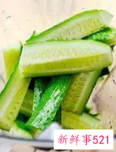 黄瓜和什么做面膜可以美白皮肤