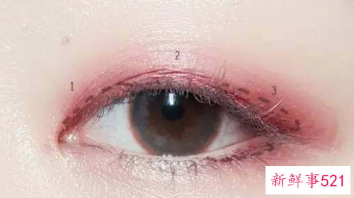 眼影怎么涂好看的步骤