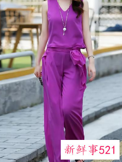 紫色衣服配什么颜色最佳