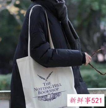 黑羽绒服发亮了怎么处理