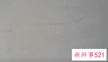 喷过漆的墙面有划痕怎么处理