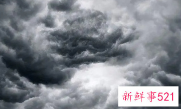 做梦梦见乌云滚滚