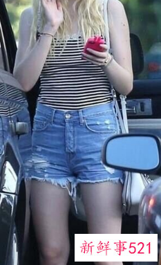 腰粗腿短的女生怎么穿衣服